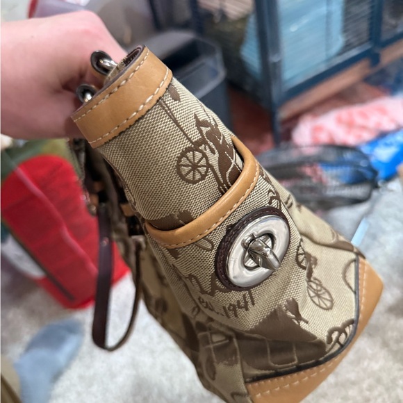 Stunning 2010 Horse And Carriage Coach Tote - Picture 6 of 8